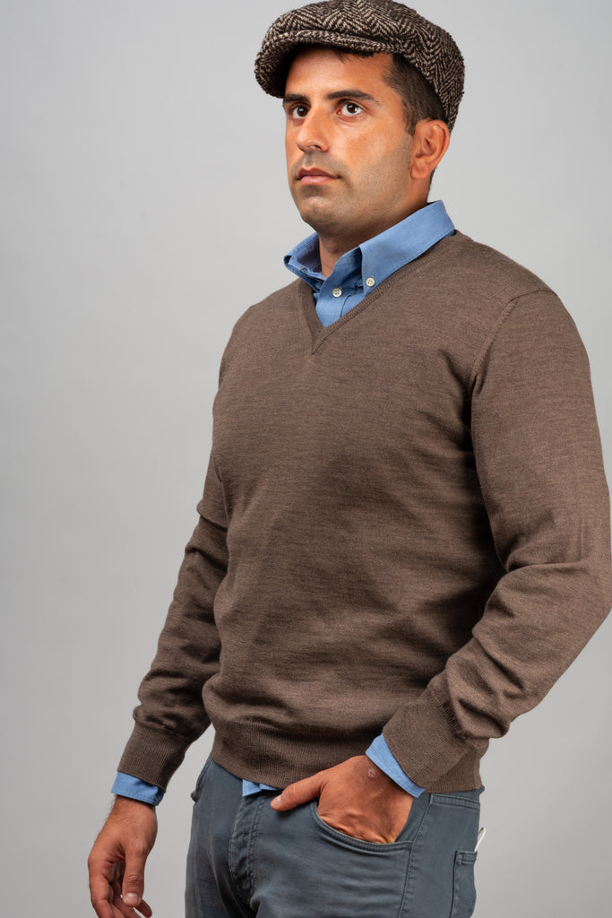 Tobacco Brown V-neck Sweater - BAZOOKA 