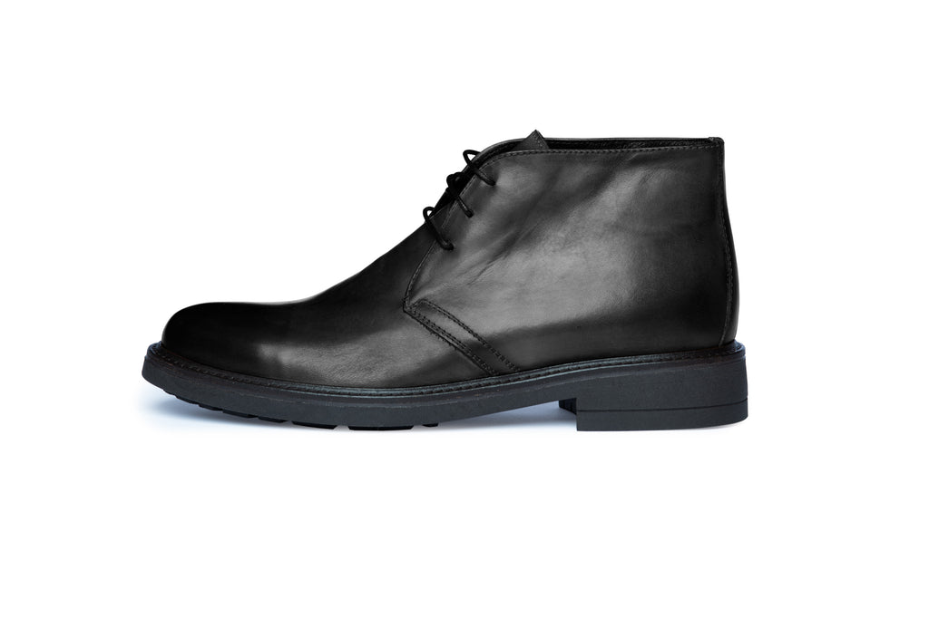 Black Ankle Boot with Rubber Sole - BAZOOKA 